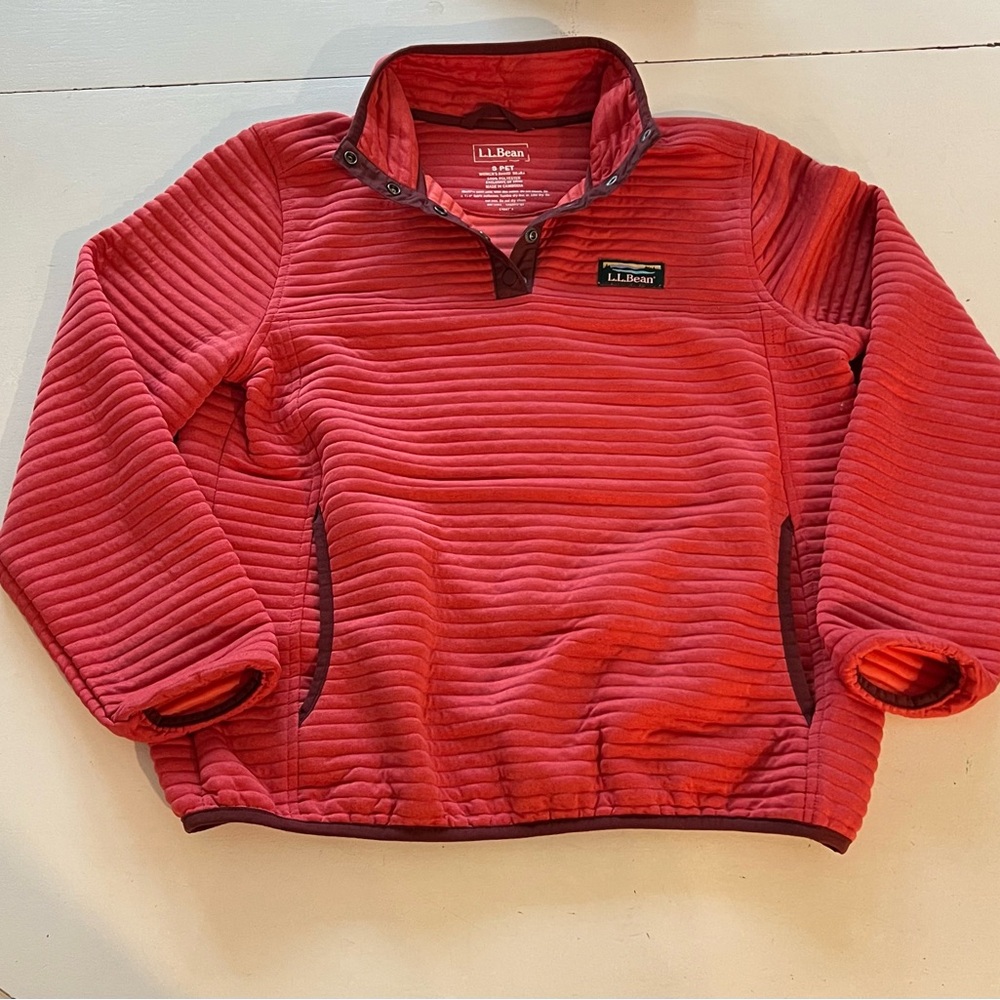 L.L. Bean Women’s Red 1/4 Snap, Quilted Pullover Sweatshirt